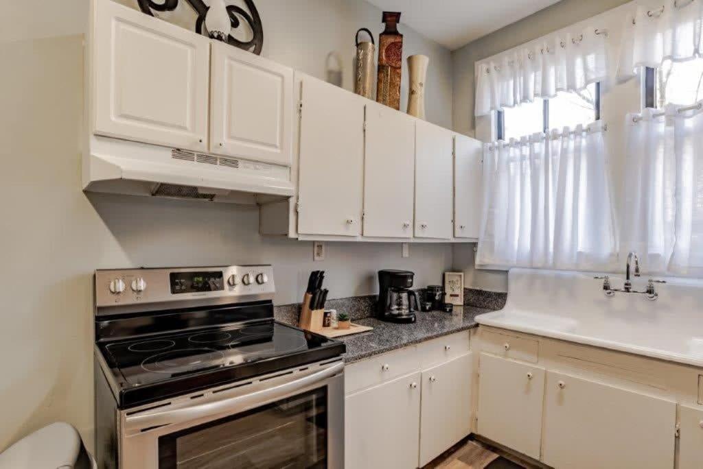 Dauphin District Darling #1-Downtown, Restaurants Apartment Mobile Exterior foto