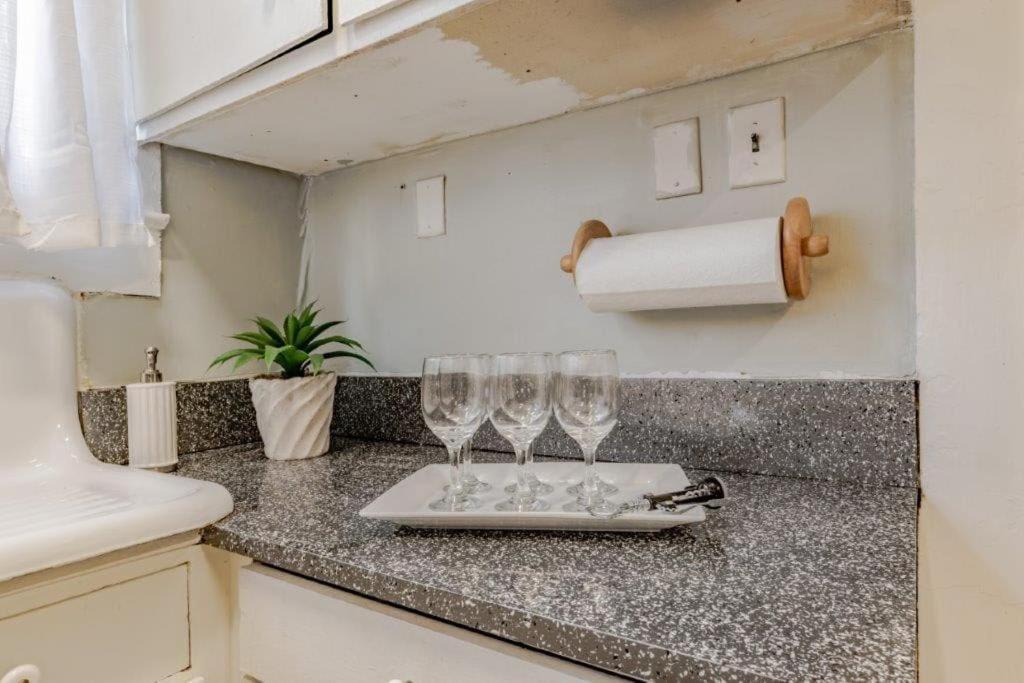Dauphin District Darling #1-Downtown, Restaurants Apartment Mobile Exterior foto